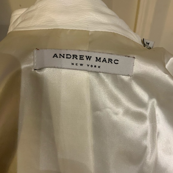 White Andre Marc leather crop jacket ( final sale) - Picture 9 of 9